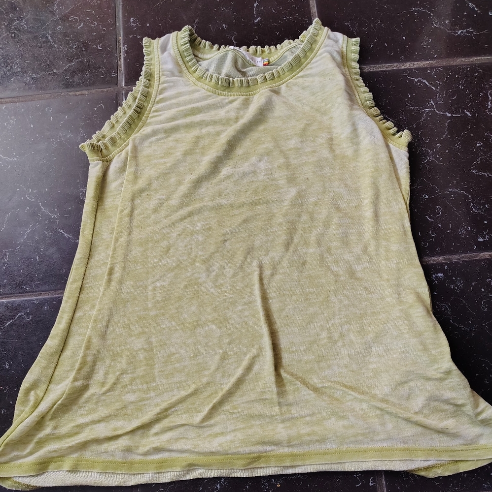 Jane & Delancey Sleeveless Ruffle Trim Top - Light Green Size M